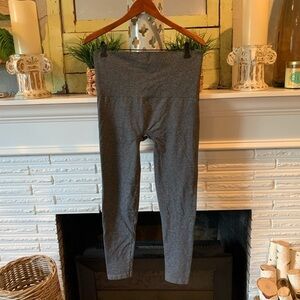 SPANX Gray Thick Banded Waist High Rise Stretch Women’s Leggings 2X